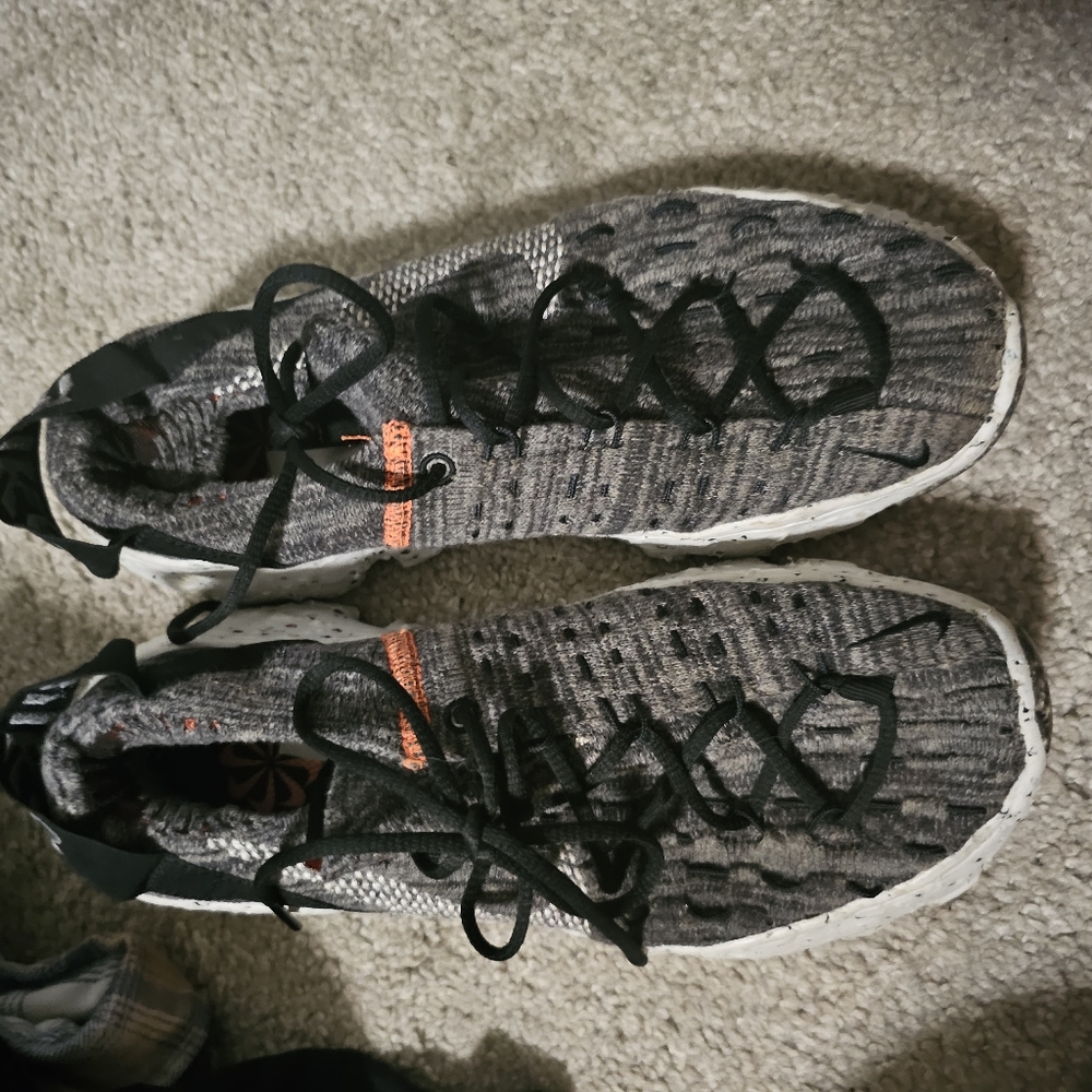 Nike Space Hippie 04
